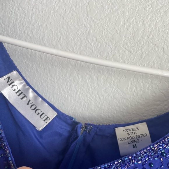 💙HAND BEADED VINTAGE TOP💙 - Picture 5 of 5